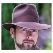 Tenth Street Hats  Review
